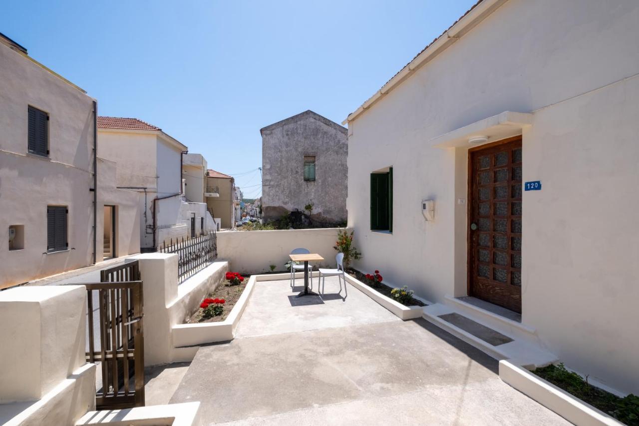Jasmine Home By The Sea By 8Essentially Kalyves Dış mekan fotoğraf