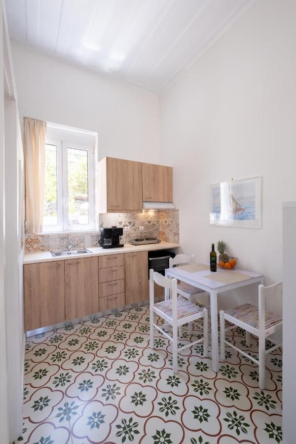 Jasmine Home By The Sea By 8Essentially Kalyves Dış mekan fotoğraf